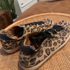 Leopard print sneakers, size 9
